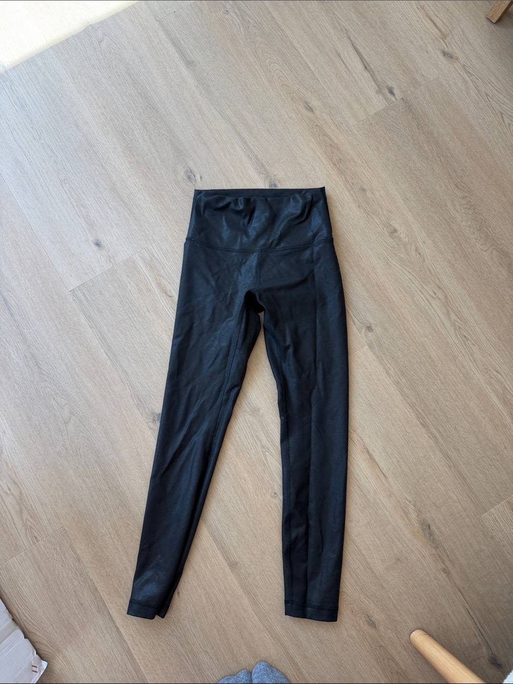 Lululemon size 4 High-Waisted womens  Black Leggings